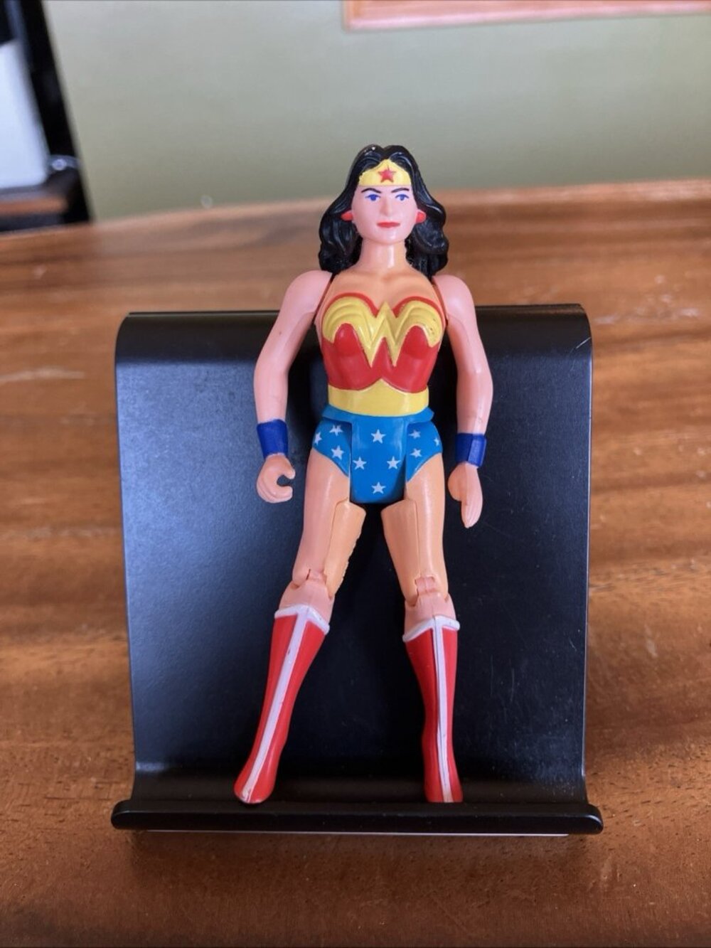 Vintage 1984 Super Powers 4" Wonder Woman Action Figure Kenner DC Comics